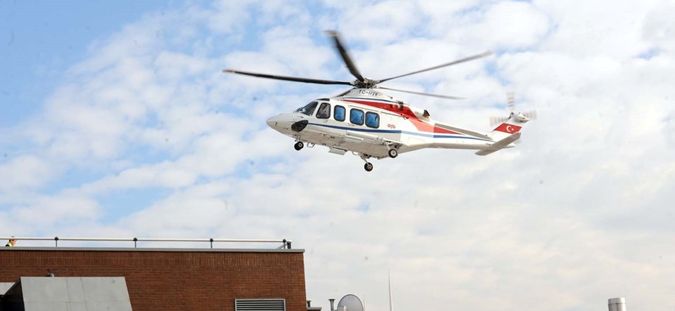 Mustafa Koç'u Amerikan Hastanesi'ne taşıyan helikopter
