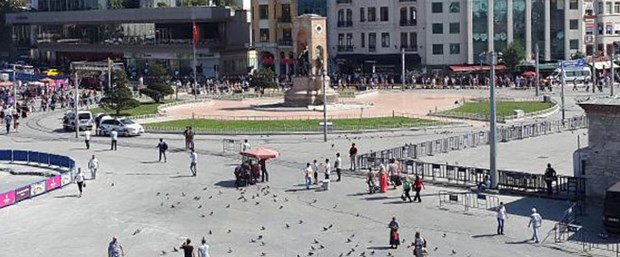 Taksim'de bomba alarmı